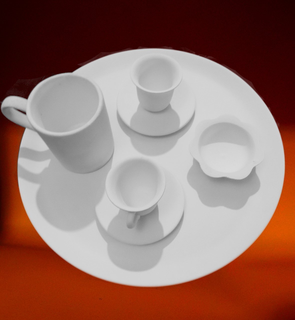 Bisküvi Yuvarlak Tepsi Fincanlı