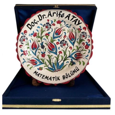 30cm İsim Yazılı Hediyelik Özel  Çini El Dekoru Tabak KIRMIZI