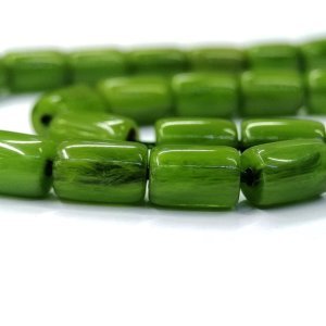 Yeşil Hamur Kesme Model İp Püsküllü Sıkma Kehribar Tesbih